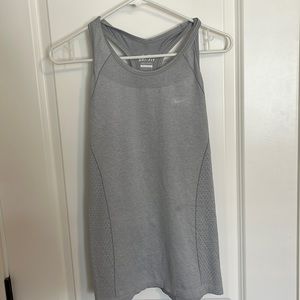 Nike tank